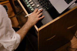 Oficina de introdução à música electrónica